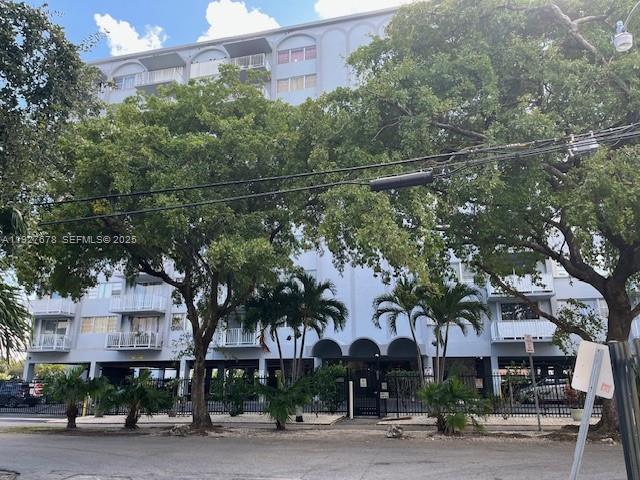 1470 NE 125th Ter #204