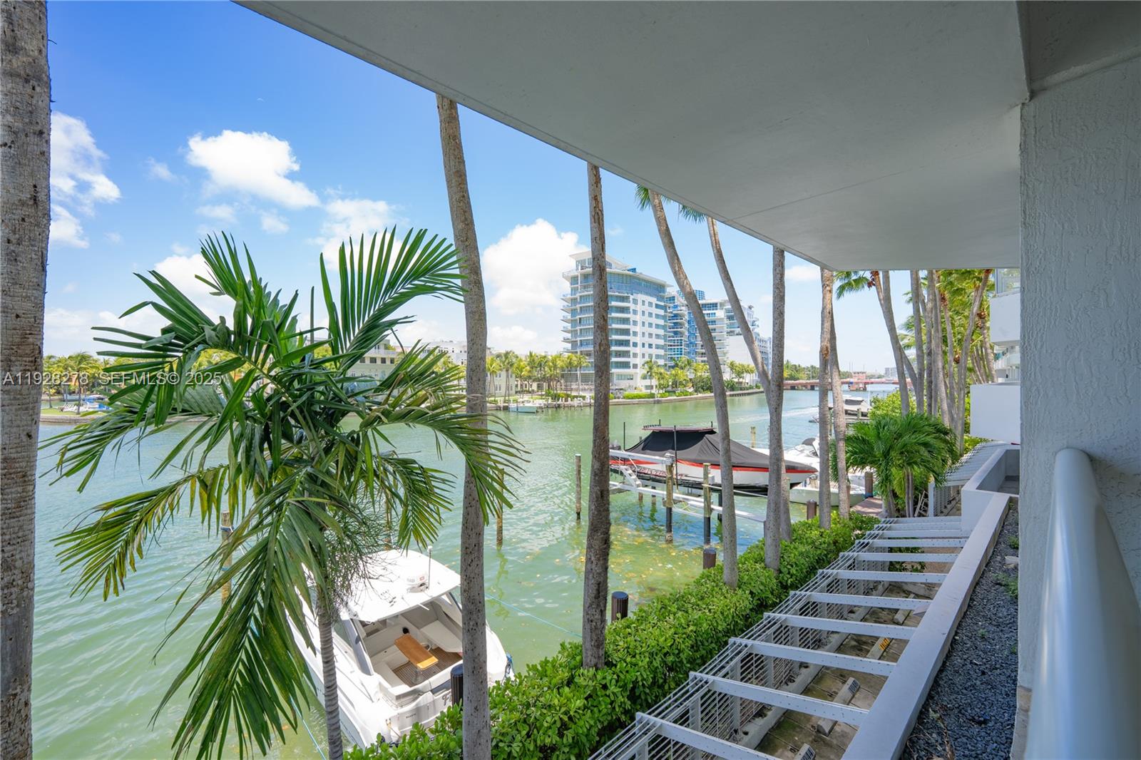 5900 Collins Ave #906 Miami Beach, FL 33140