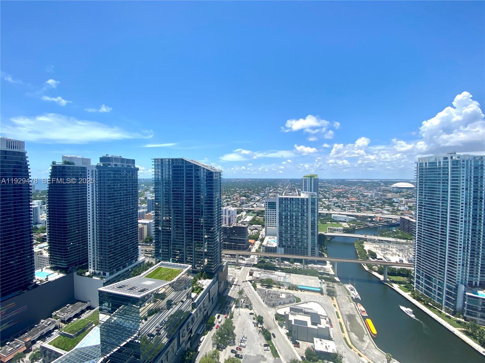 68 SE 6th St #4008 Miami, FL 33131