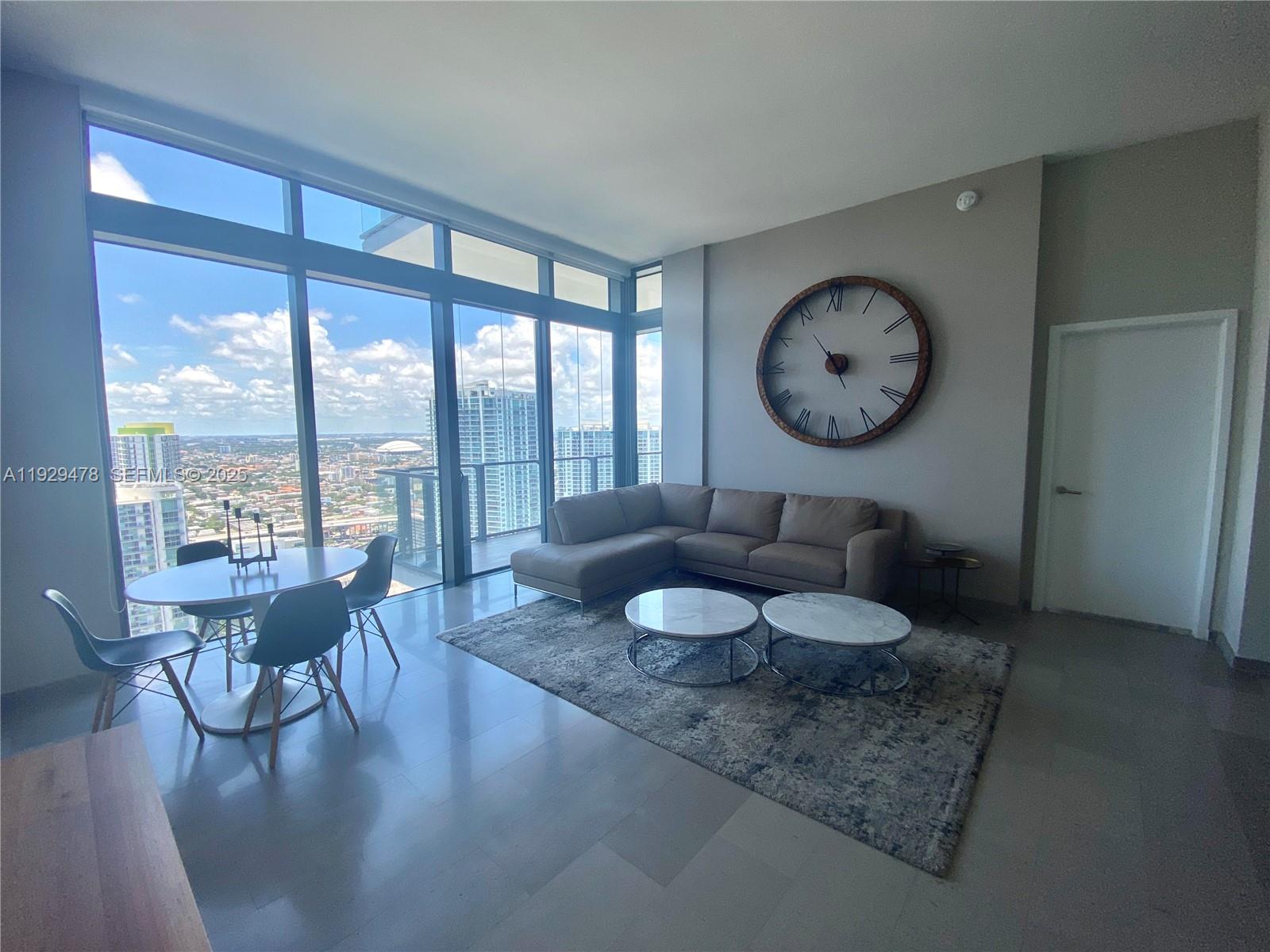 68 SE 6th St #4008 Miami, FL 33131