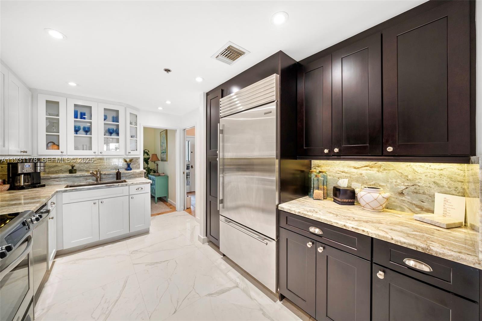 2332 Fisher Is Dr #4302 Miami Beach, FL 33109