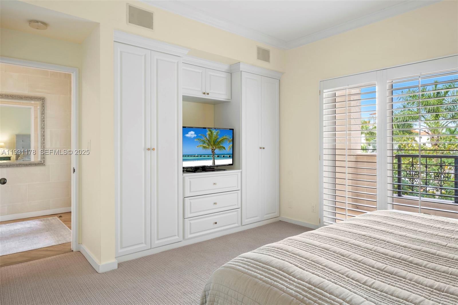 2332 Fisher Is Dr #4302 Miami Beach, FL 33109