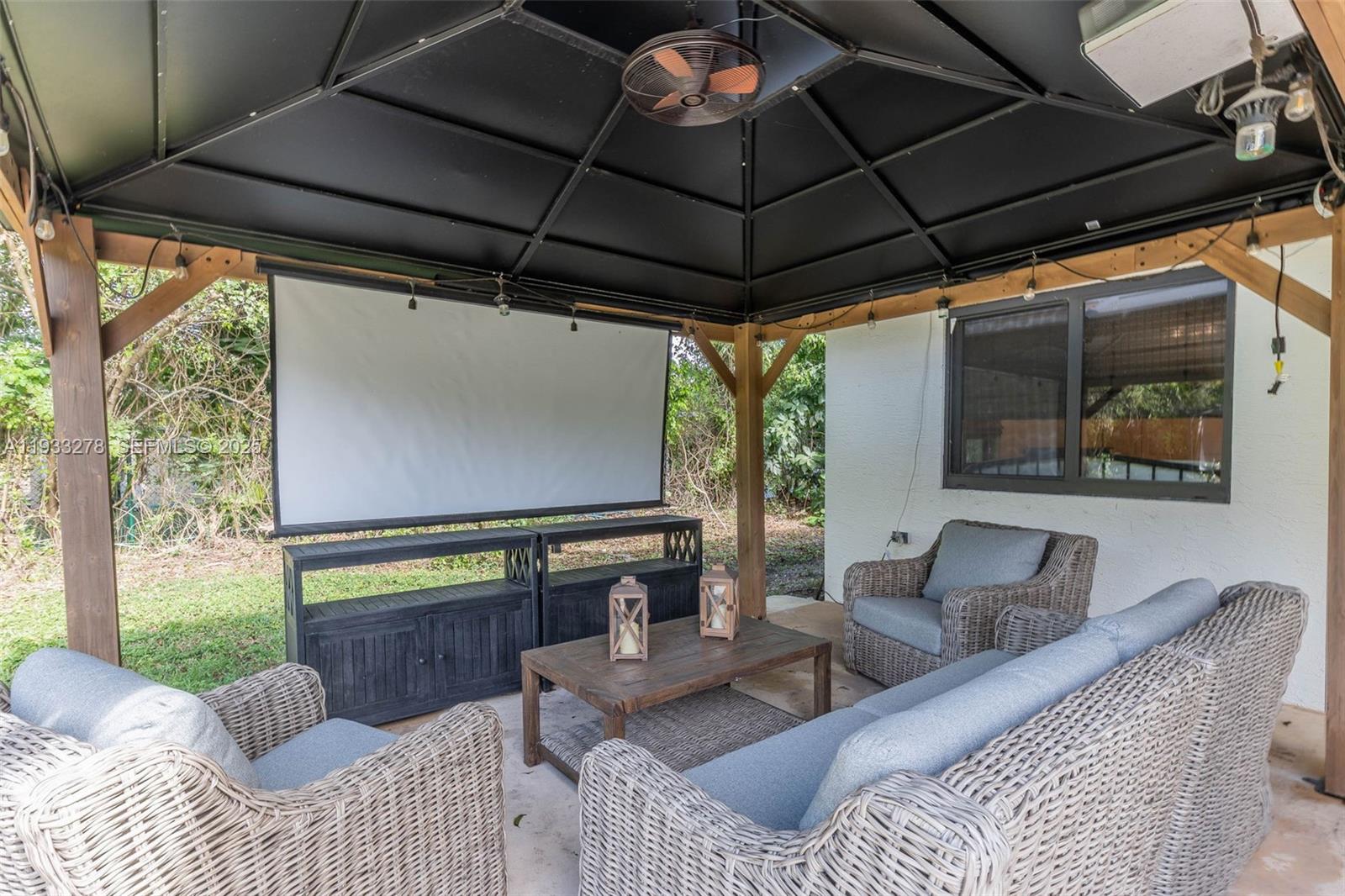 27260 SW 167th Ct Homestead, FL 33031