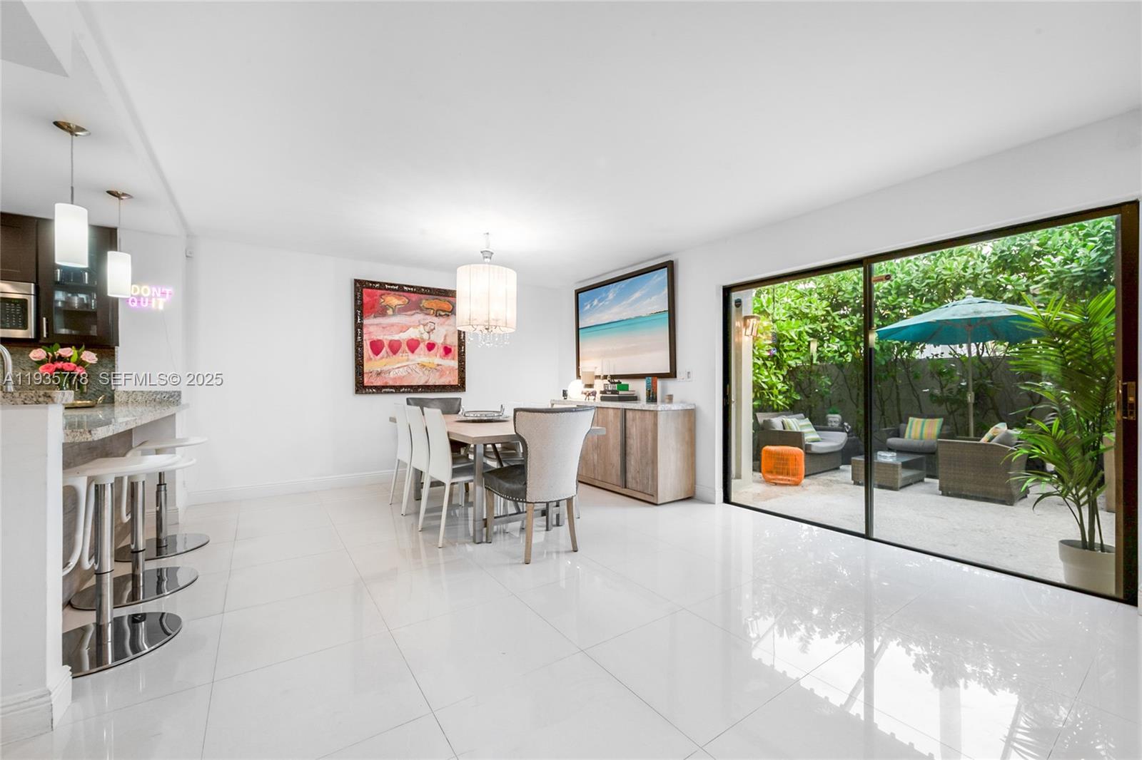 7075 SW 67th Ave #14 South Miami, FL 33143