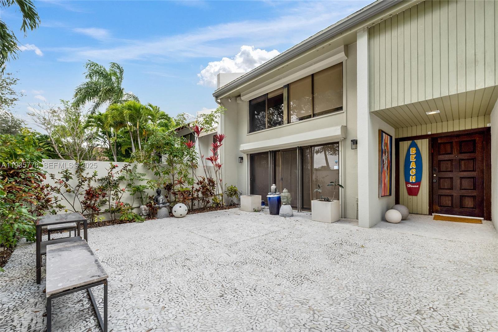 7075 SW 67th Ave #14 South Miami, FL 33143