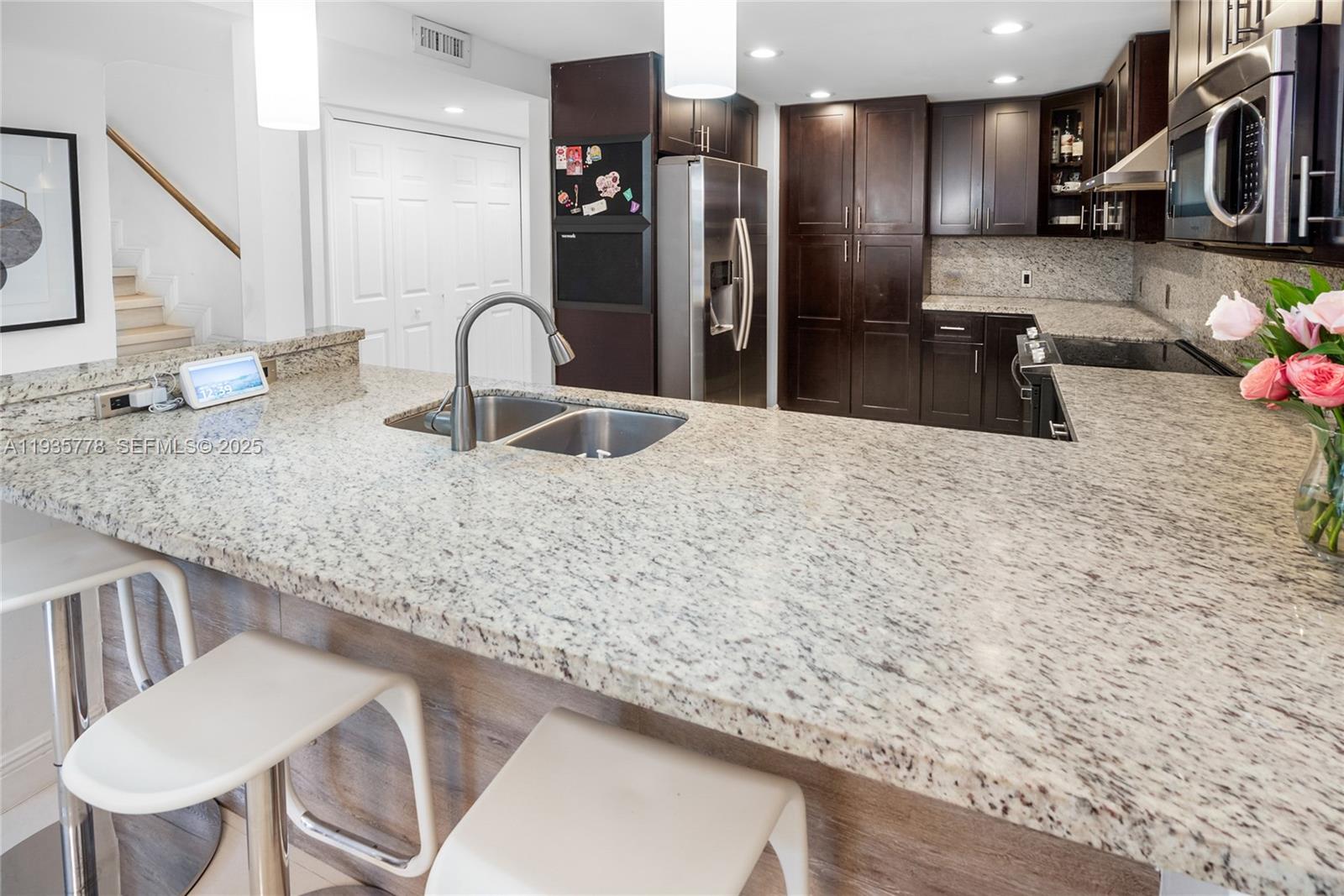 7075 SW 67th Ave #14 South Miami, FL 33143