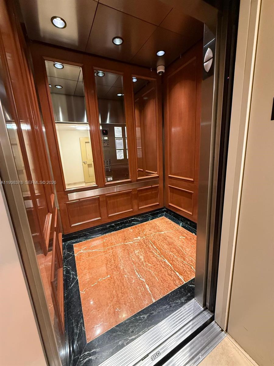 8390 SW 72nd Ave #520 Miami, FL 33143