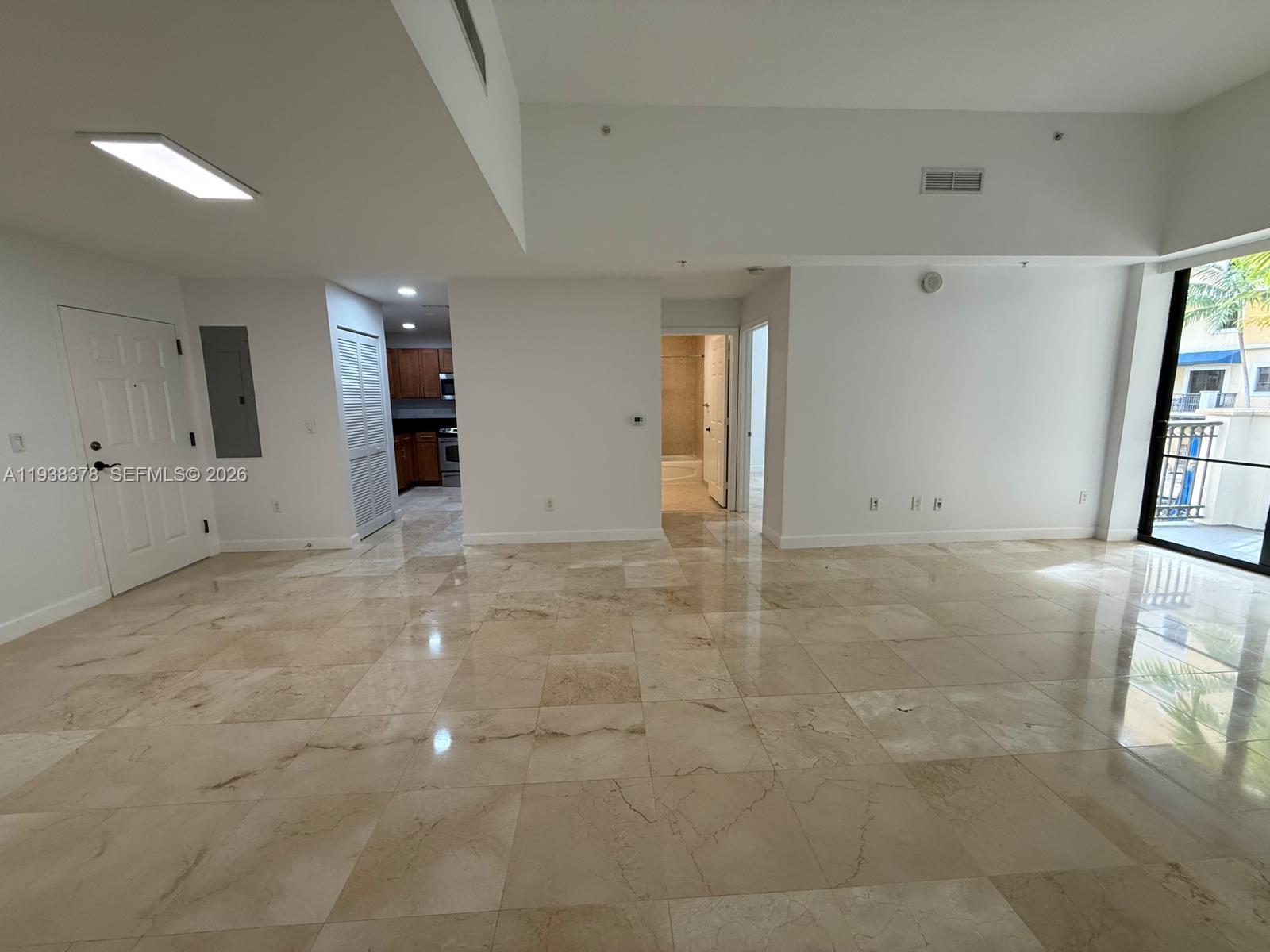 8390 SW 72nd Ave #520 Miami, FL 33143