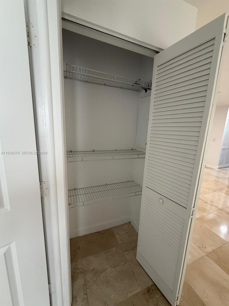 8390 SW 72nd Ave #520 Miami, FL 33143