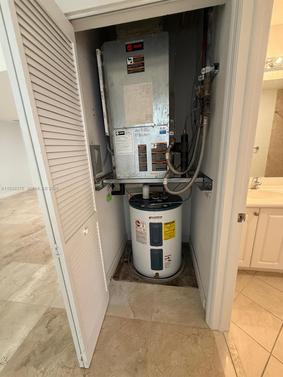 8390 SW 72nd Ave #520 Miami, FL 33143