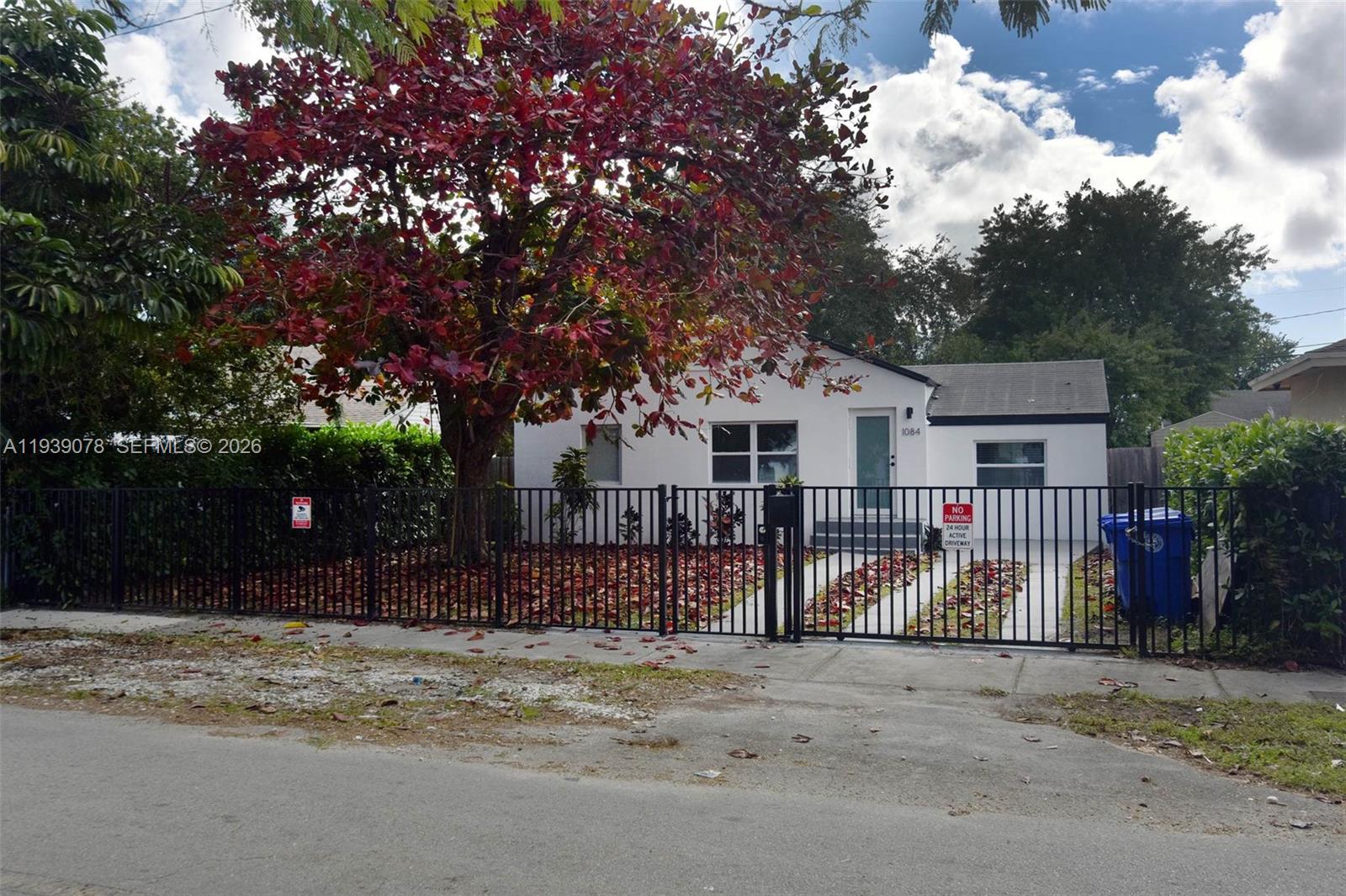 1084 NW 66th St Miami, FL 33150