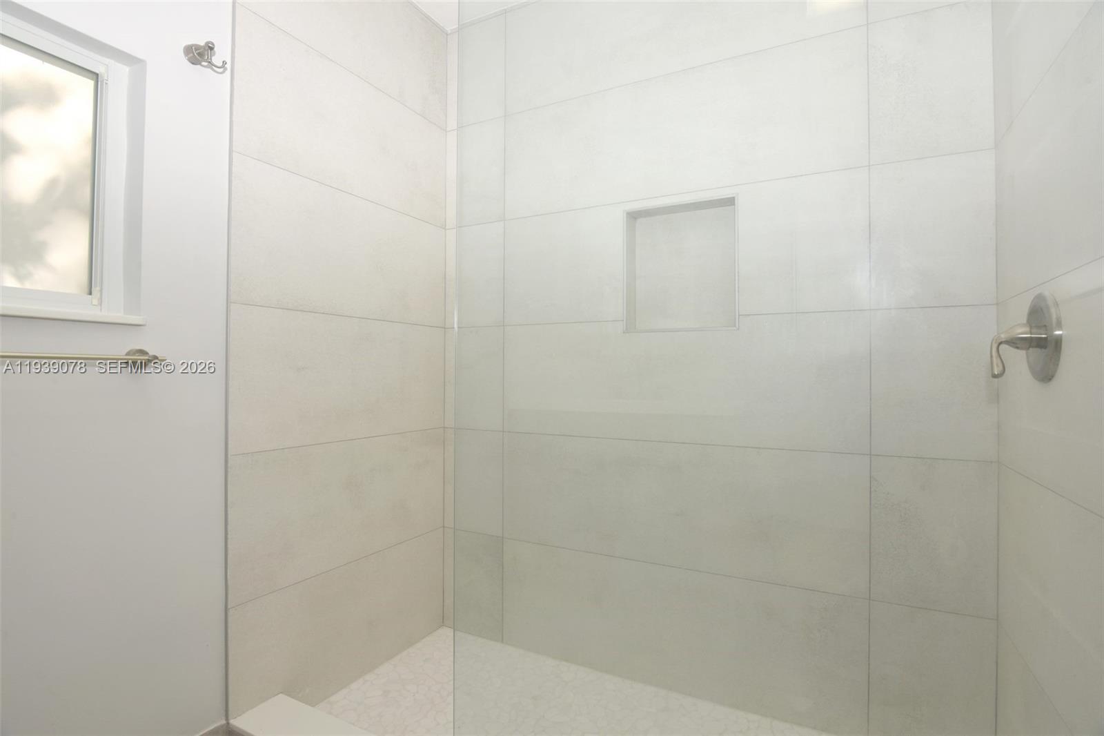 1084 NW 66th St Miami, FL 33150