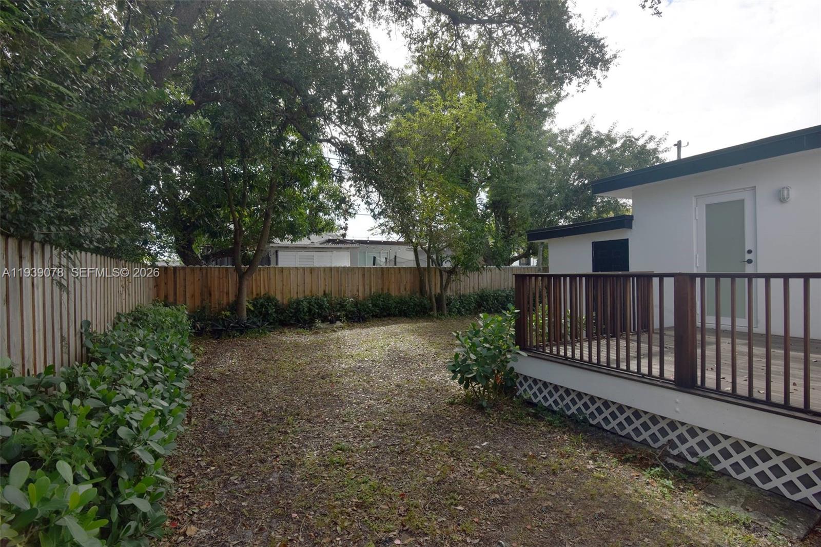 1084 NW 66th St Miami, FL 33150