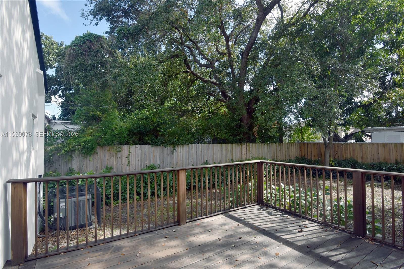 1084 NW 66th St Miami, FL 33150