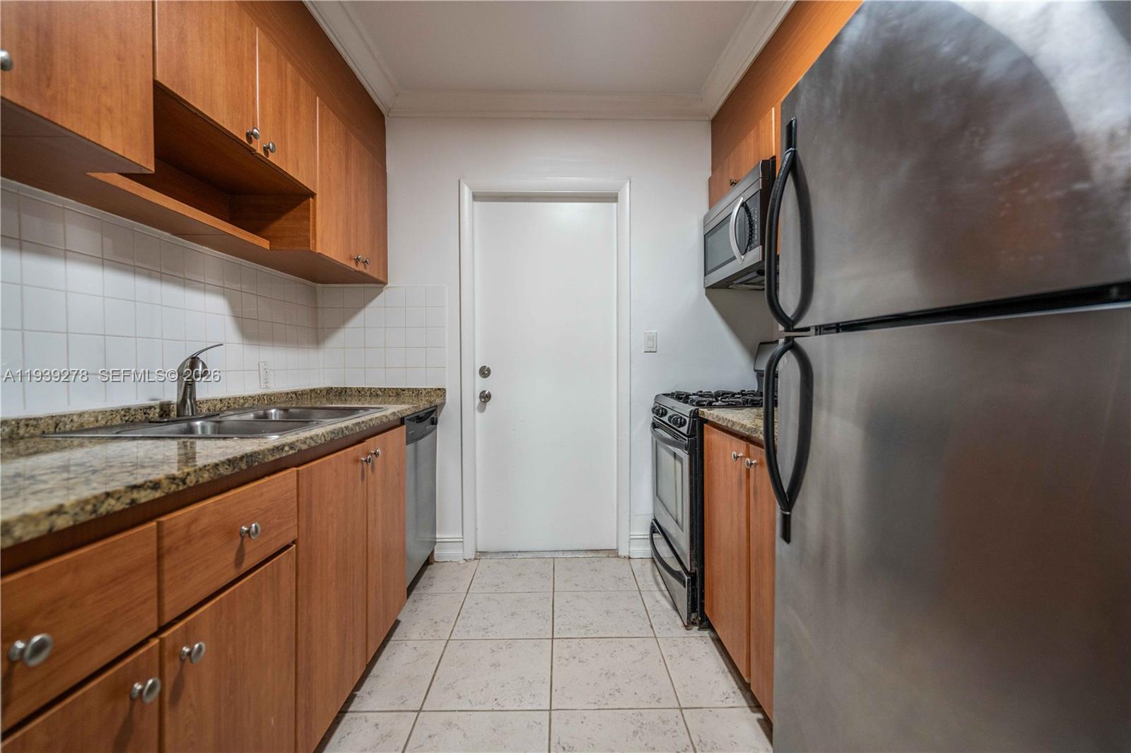 7925 Hawthorne Ave #4 Miami Beach, FL 33141