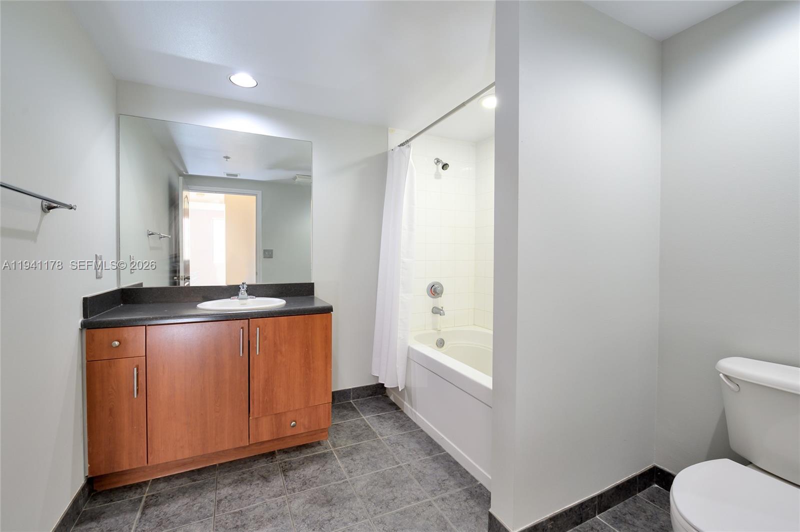 110 N Federal Hwy #905 Fort Lauderdale, FL 33301