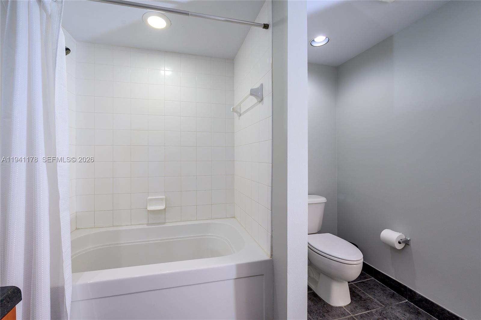 110 N Federal Hwy #905 Fort Lauderdale, FL 33301