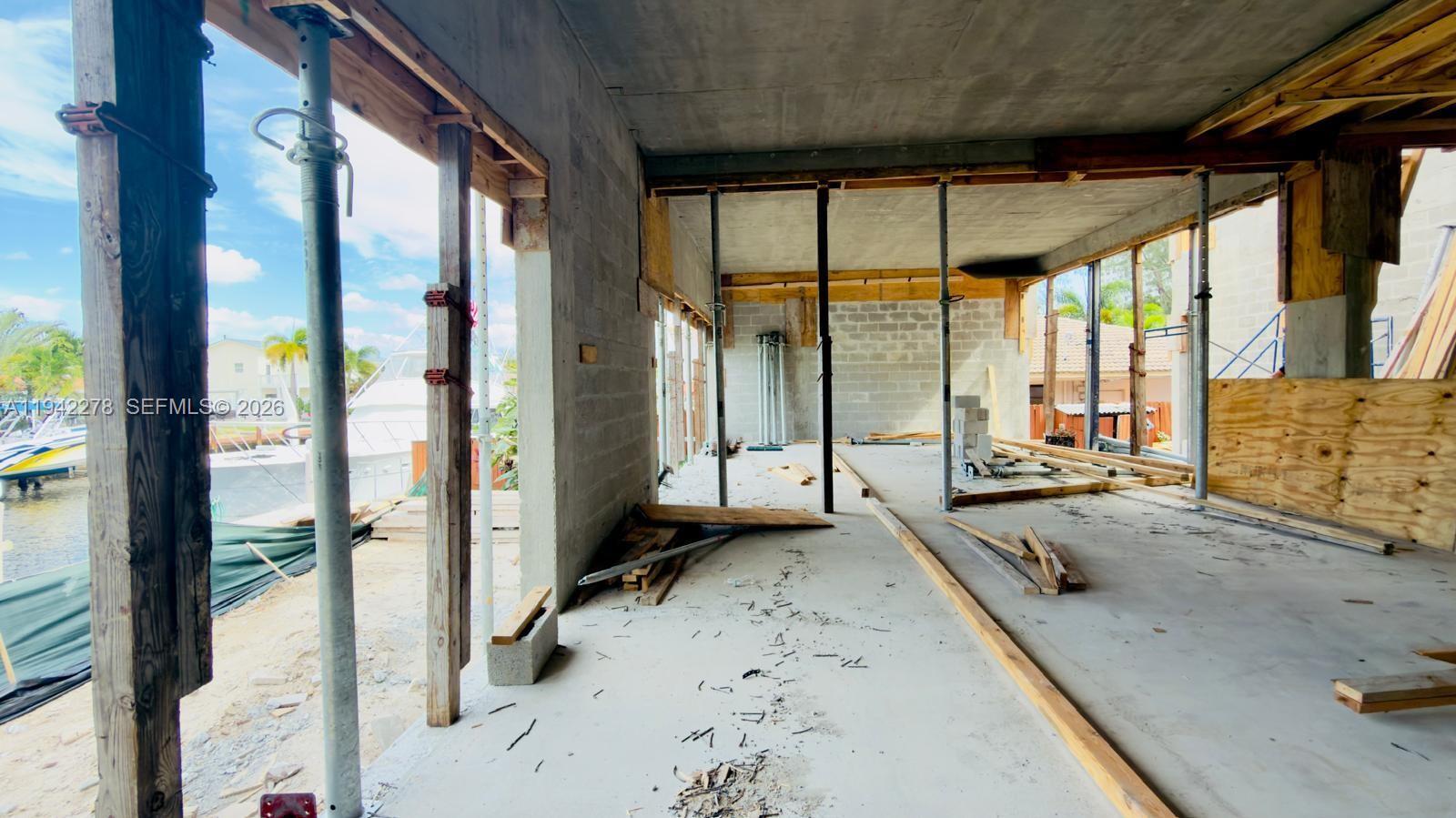 2377 SE 15th St Pompano Beach, FL 33062