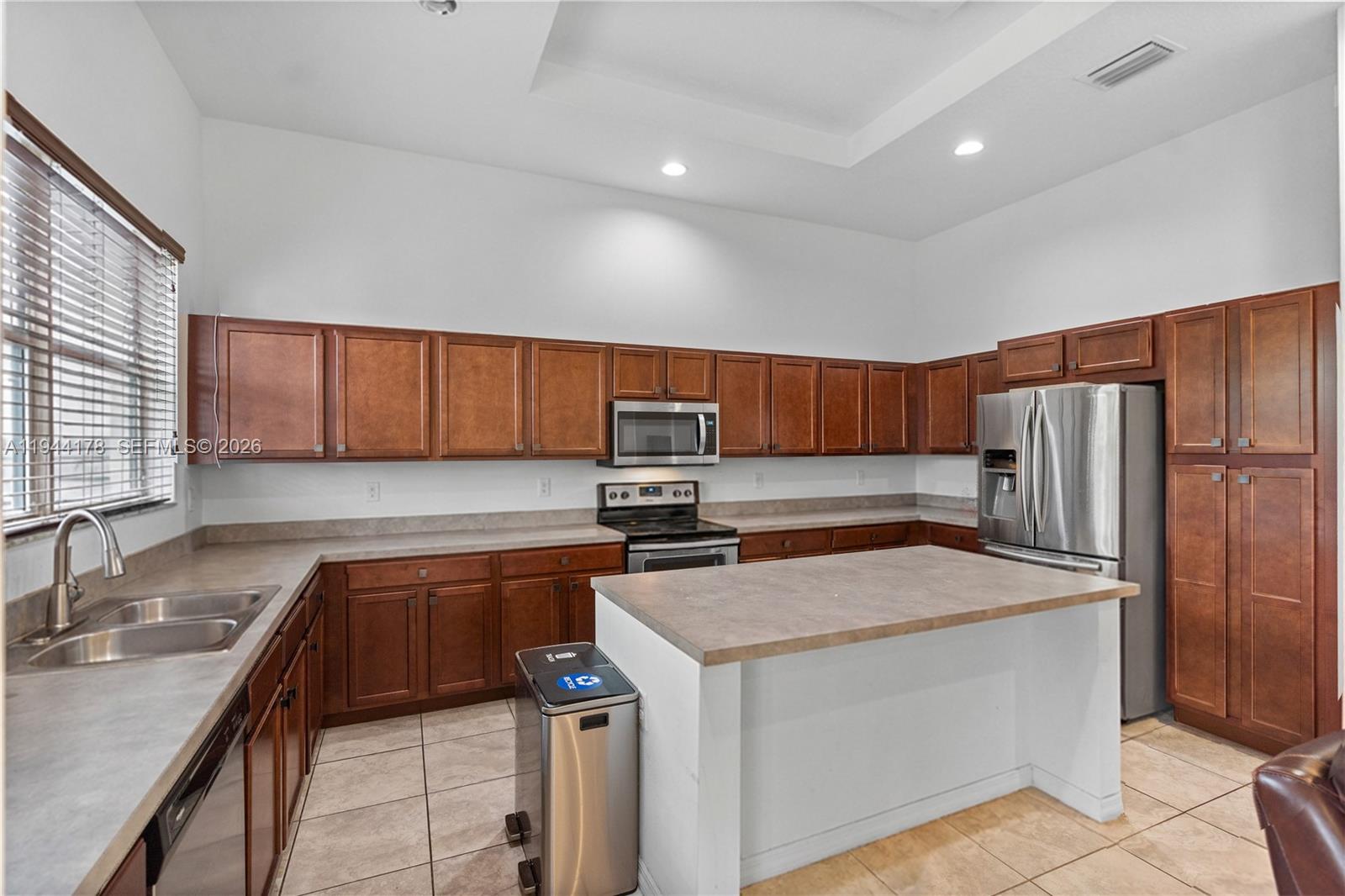 15102 SW 177th Ter Miami, FL 33187