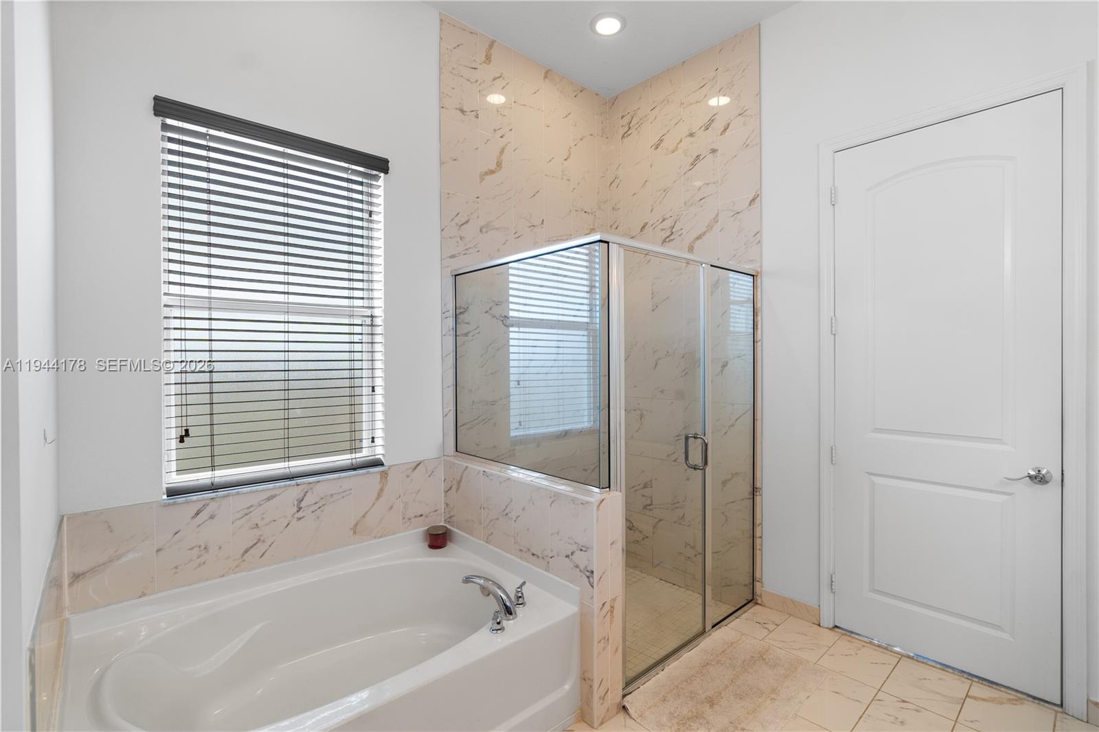 15102 SW 177th Ter Miami, FL 33187