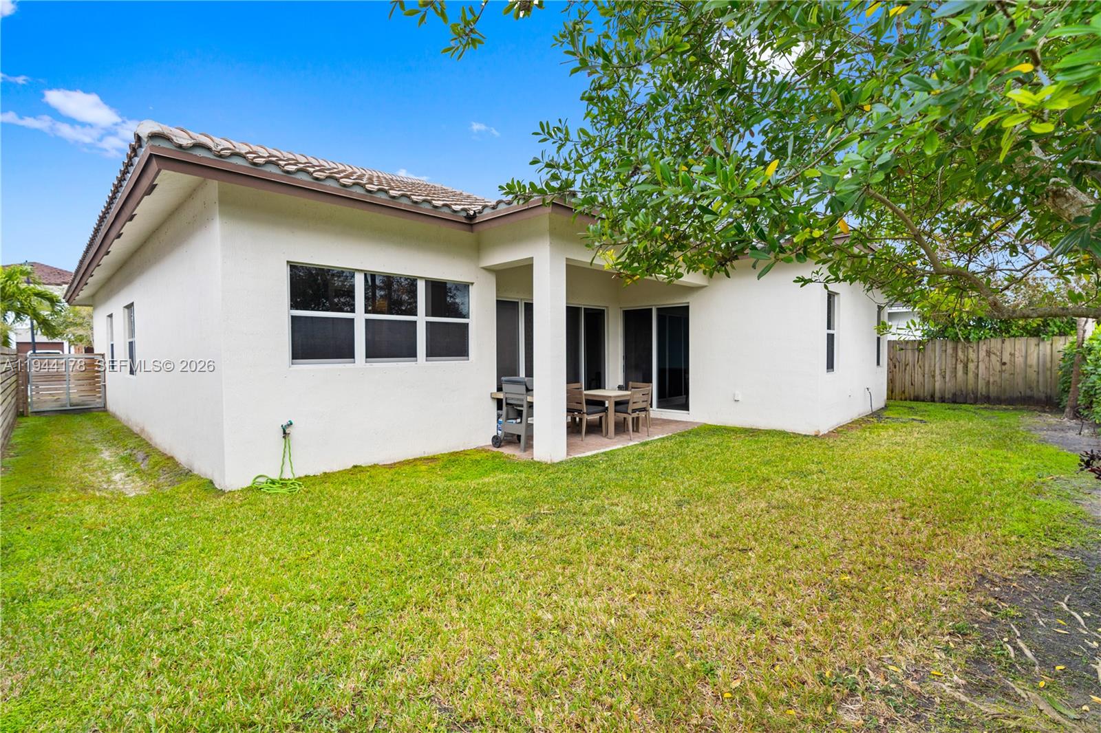 15102 SW 177th Ter Miami, FL 33187