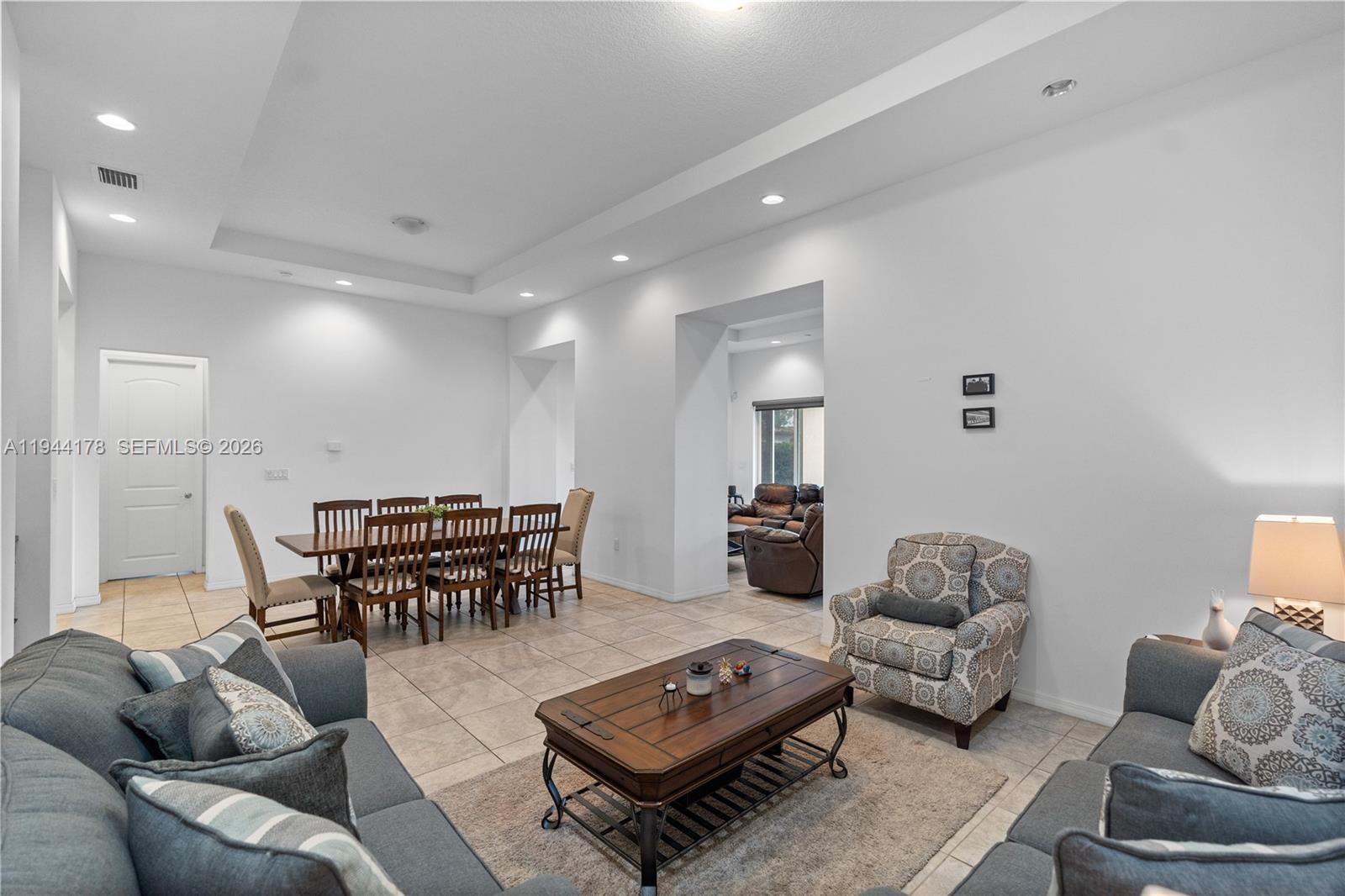 15102 SW 177th Ter Miami, FL 33187