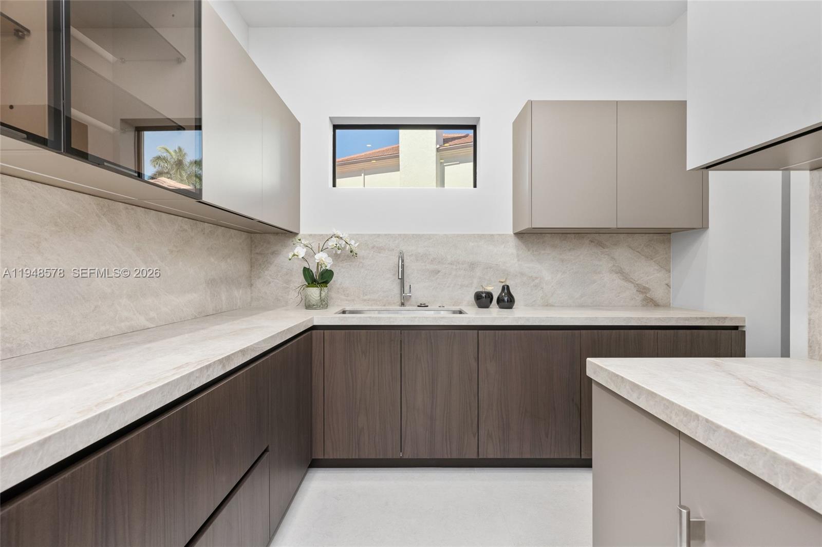 51 Isla Bahia Dr Fort Lauderdale, FL 33316