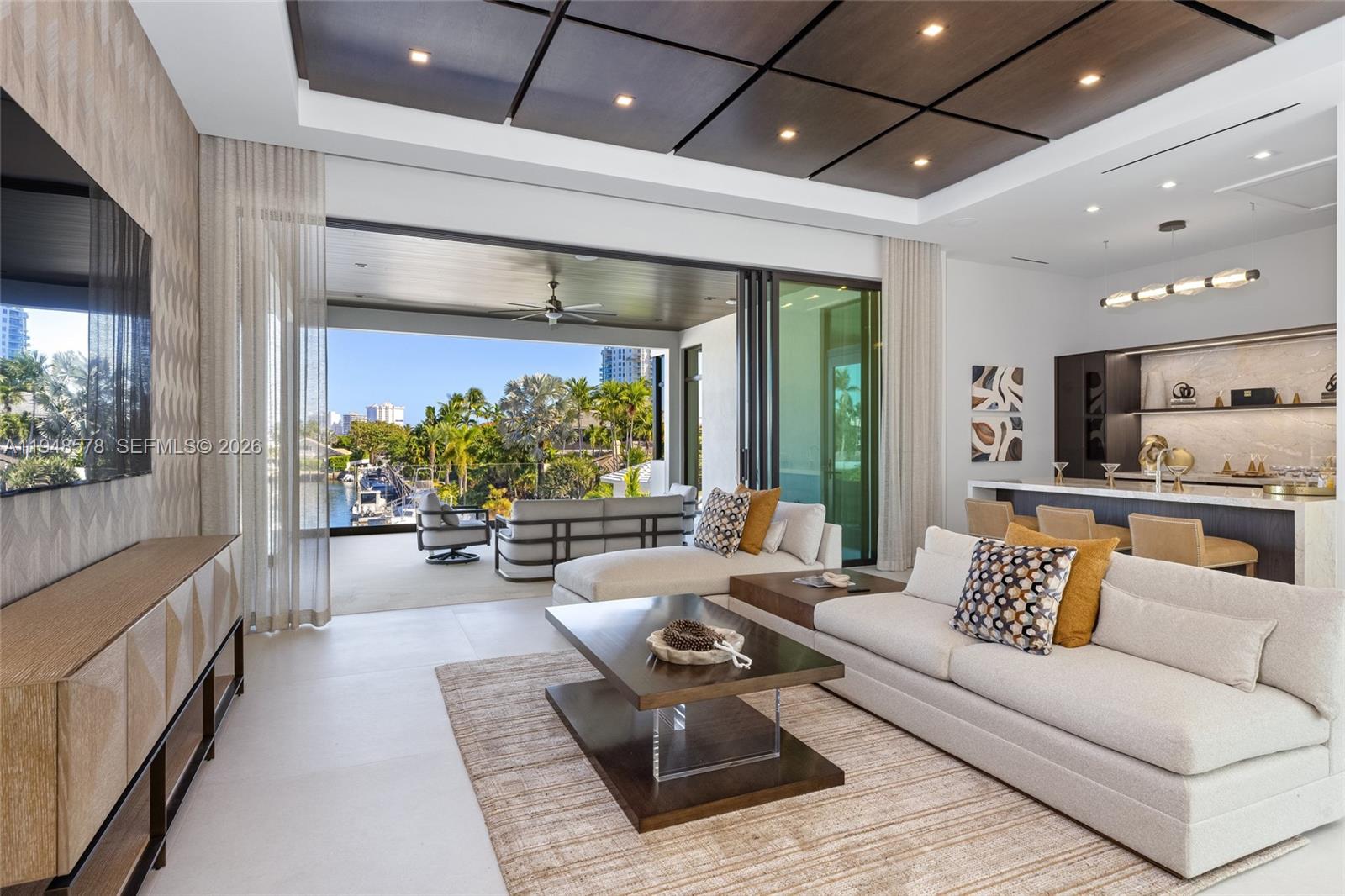 51 Isla Bahia Dr Fort Lauderdale, FL 33316