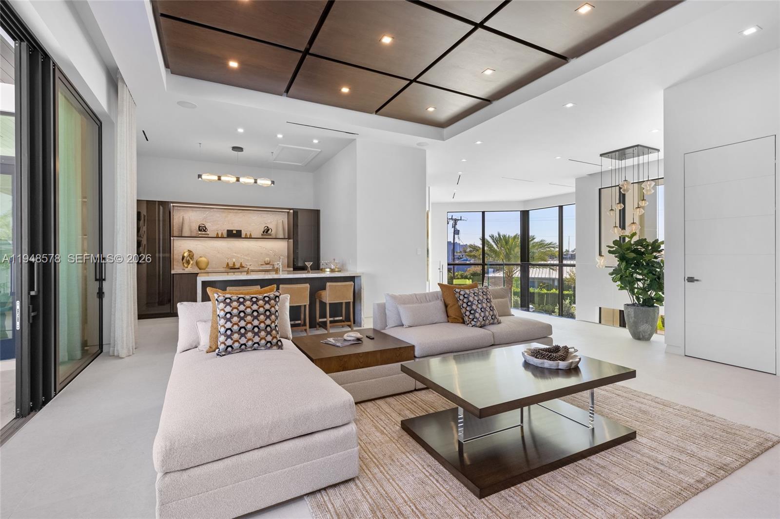 51 Isla Bahia Dr Fort Lauderdale, FL 33316