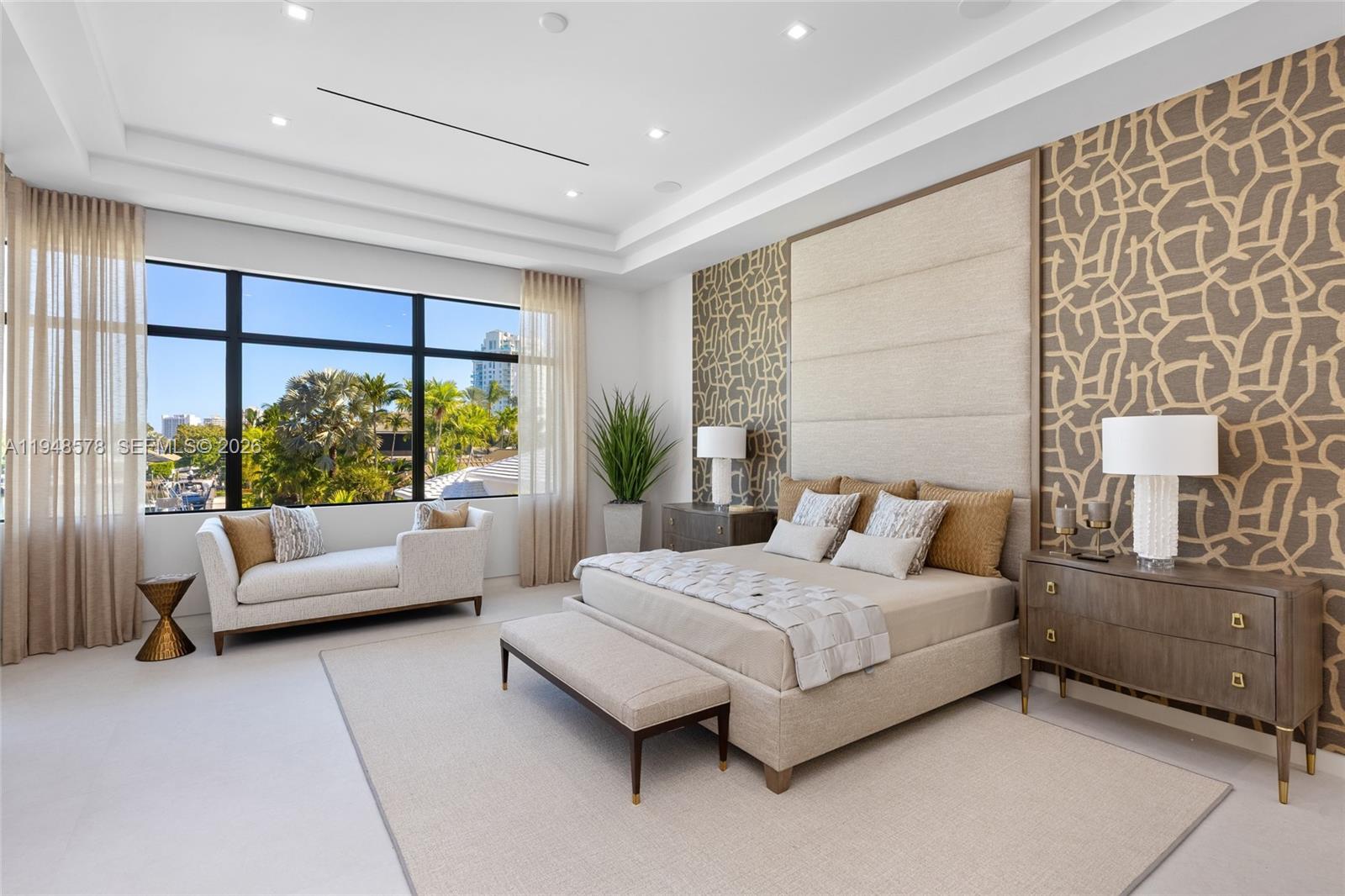 51 Isla Bahia Dr Fort Lauderdale, FL 33316