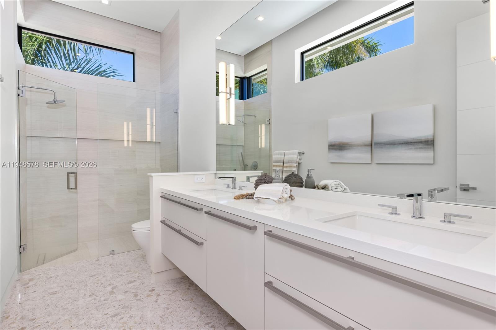 51 Isla Bahia Dr Fort Lauderdale, FL 33316