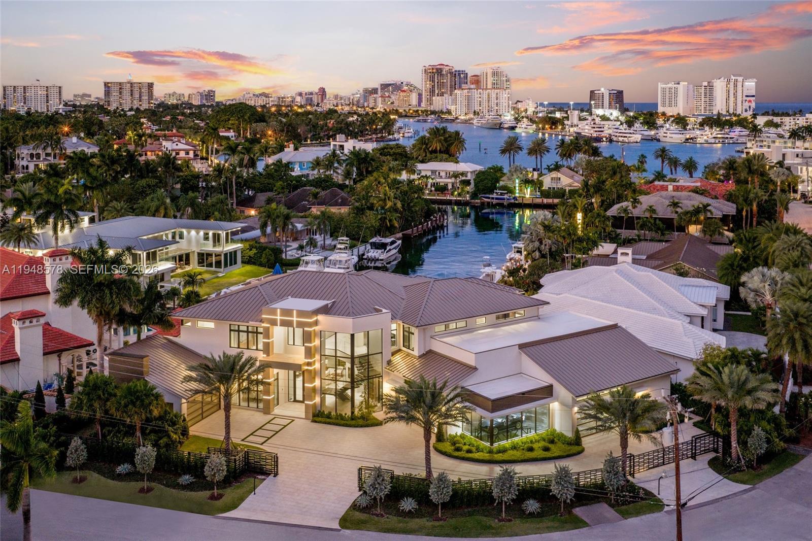 51 Isla Bahia Dr Fort Lauderdale, FL 33316