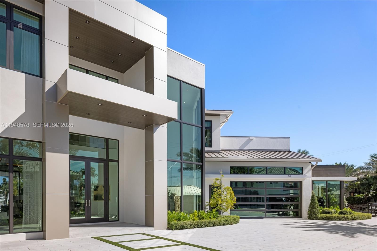 51 Isla Bahia Dr Fort Lauderdale, FL 33316