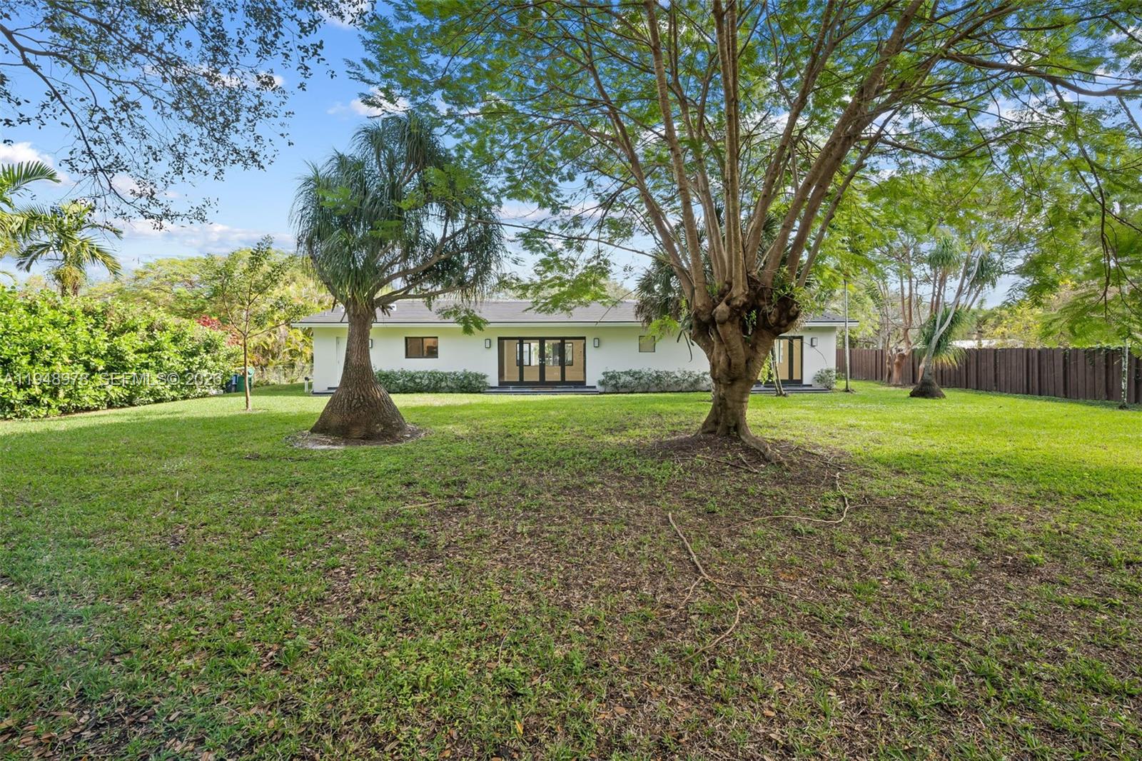 12820 SW 83rd Ct Pinecrest, FL 33156