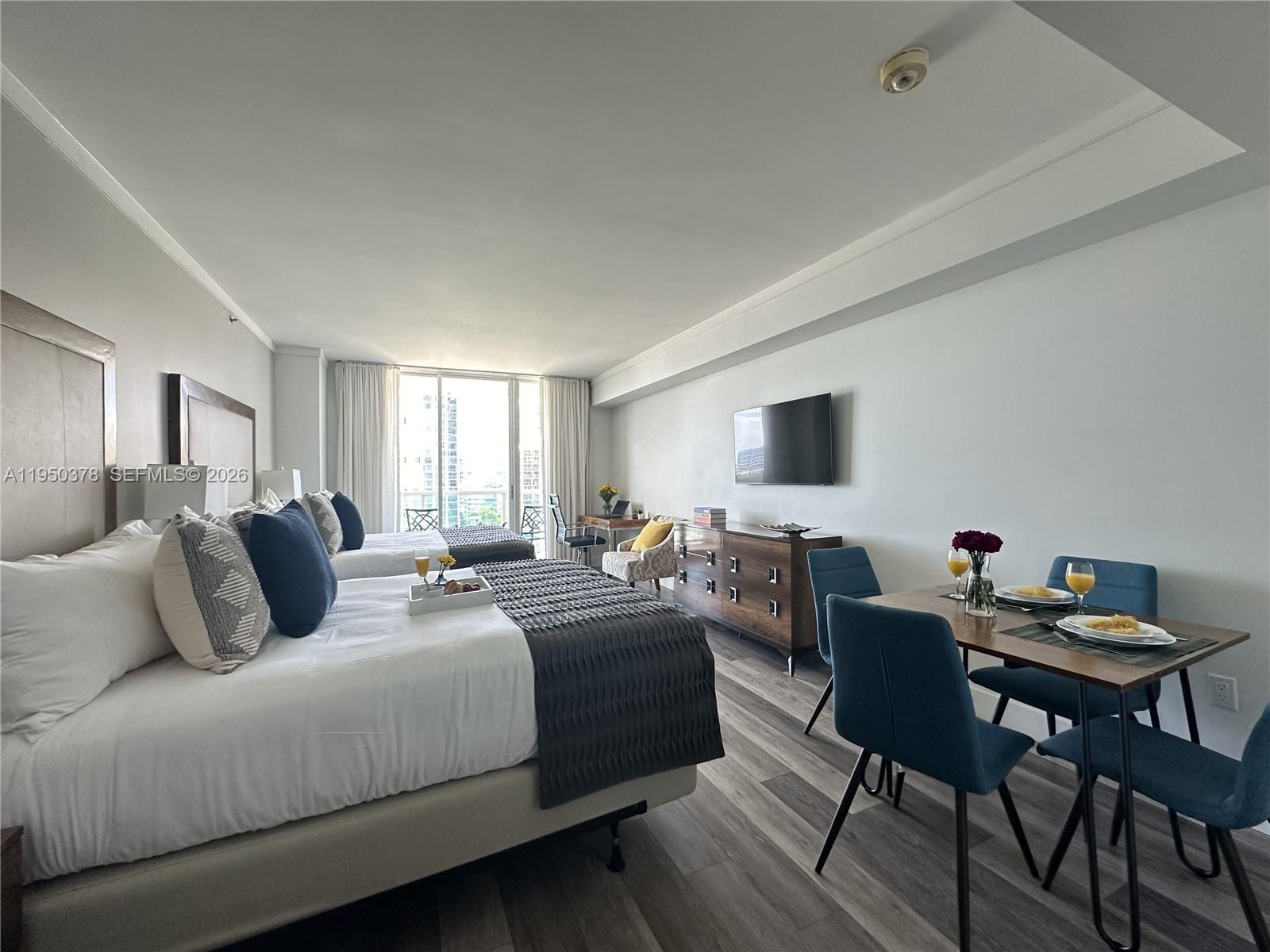 image Mutinypark/arya12