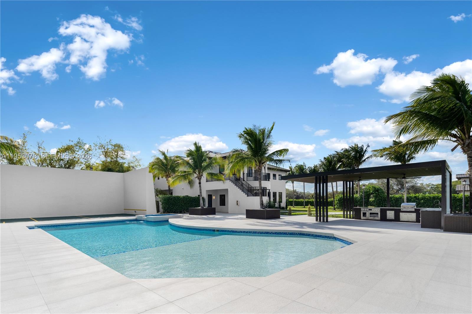 17805 SW 158th St Miami, FL 33187