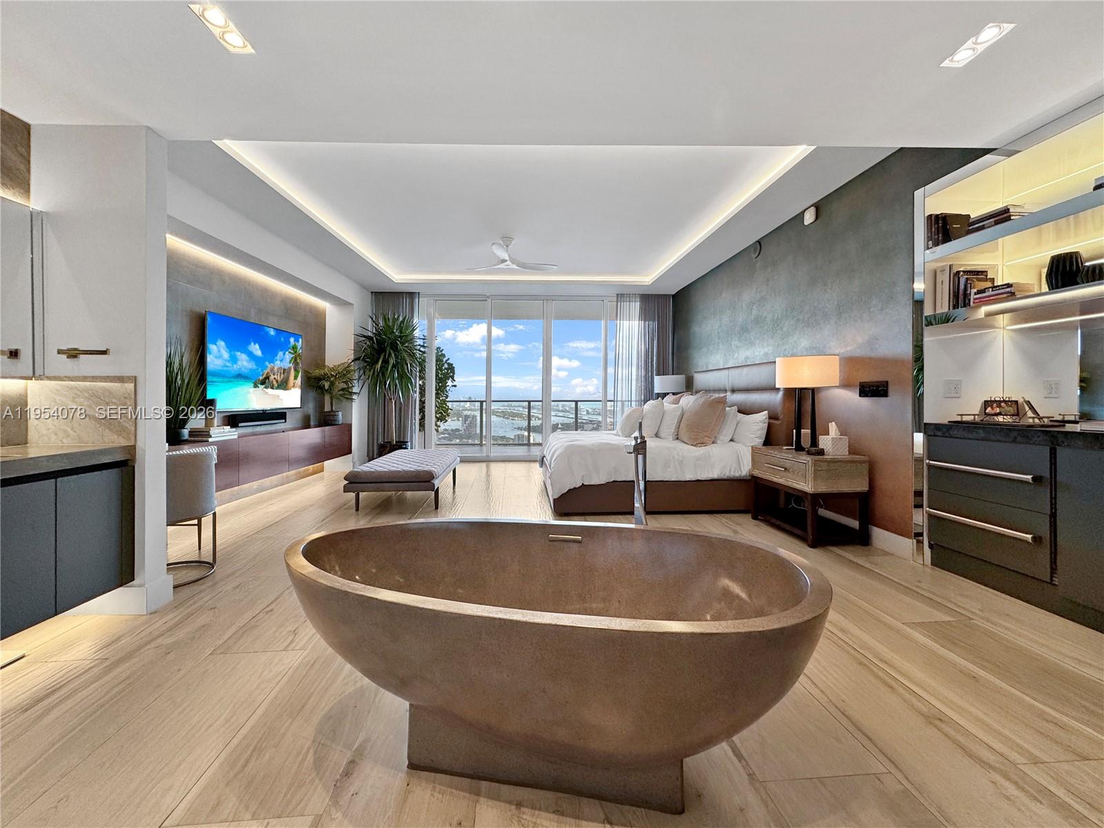 2020 N Bayshore Dr #PH-4104 Miami, FL 33137