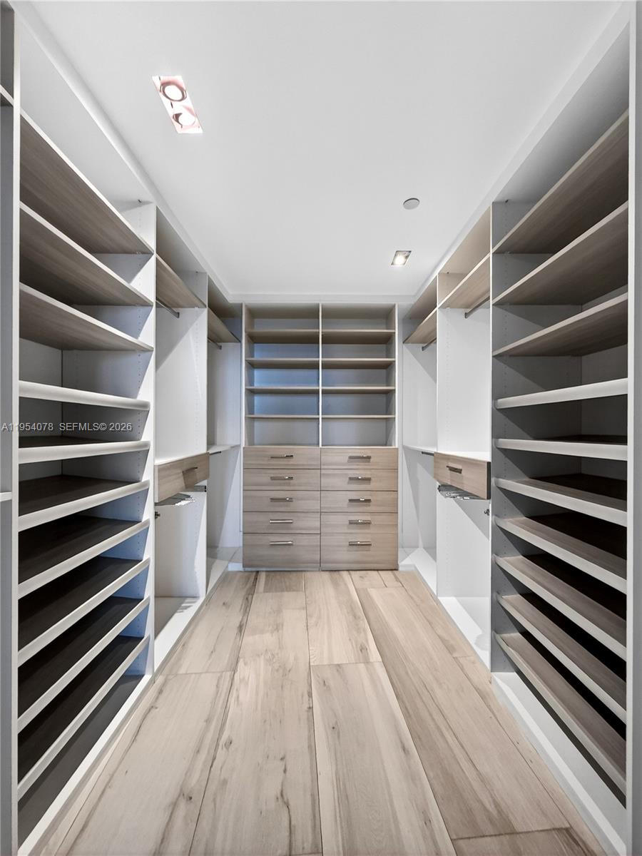 2020 N Bayshore Dr #PH-4104 Miami, FL 33137