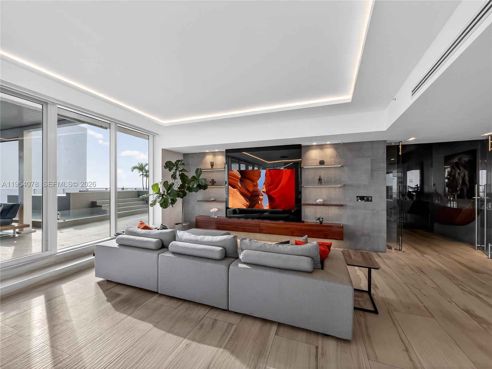 2020 N Bayshore Dr #PH-4104 Miami, FL 33137