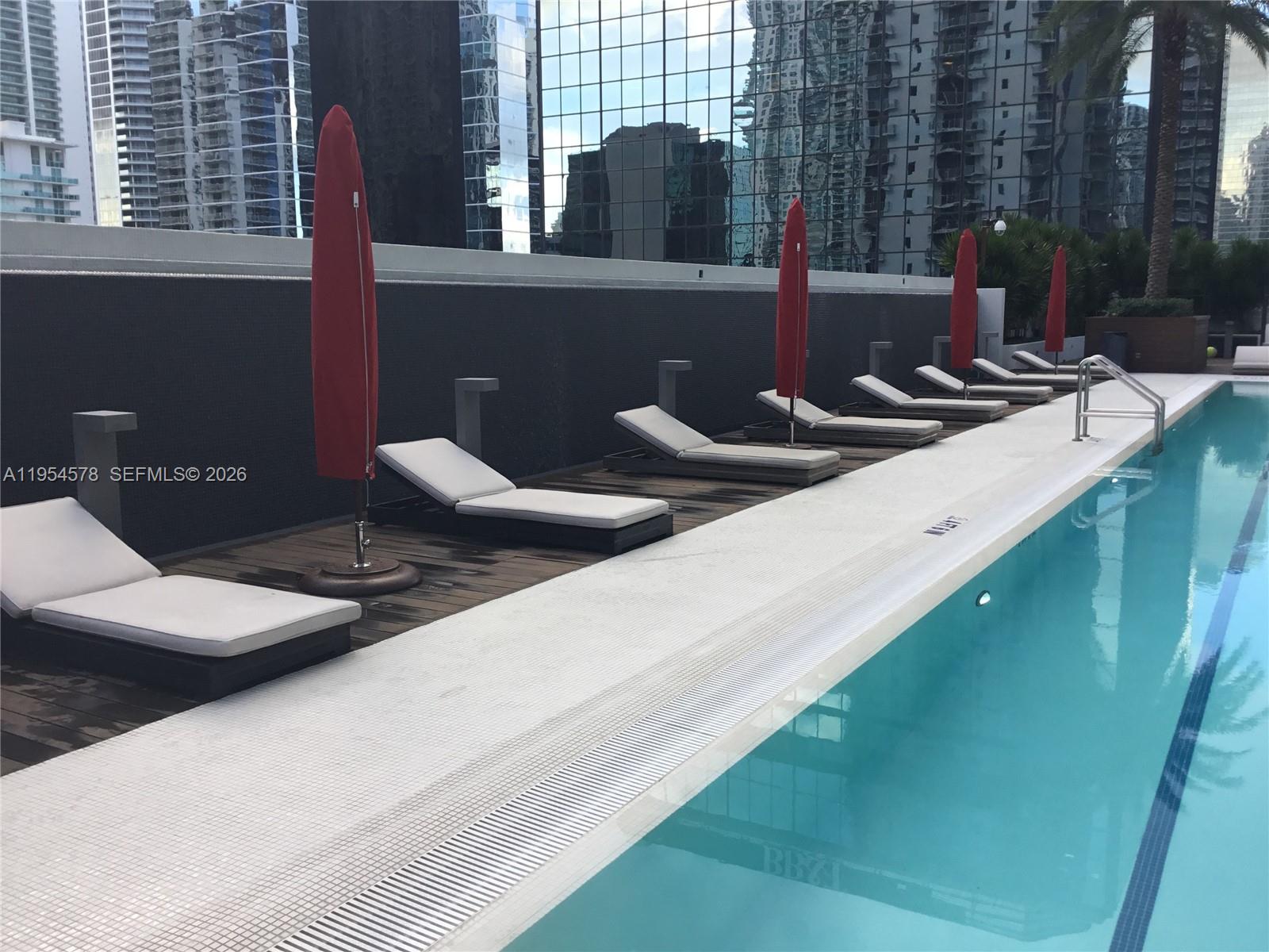 image The Bond on Brickell39