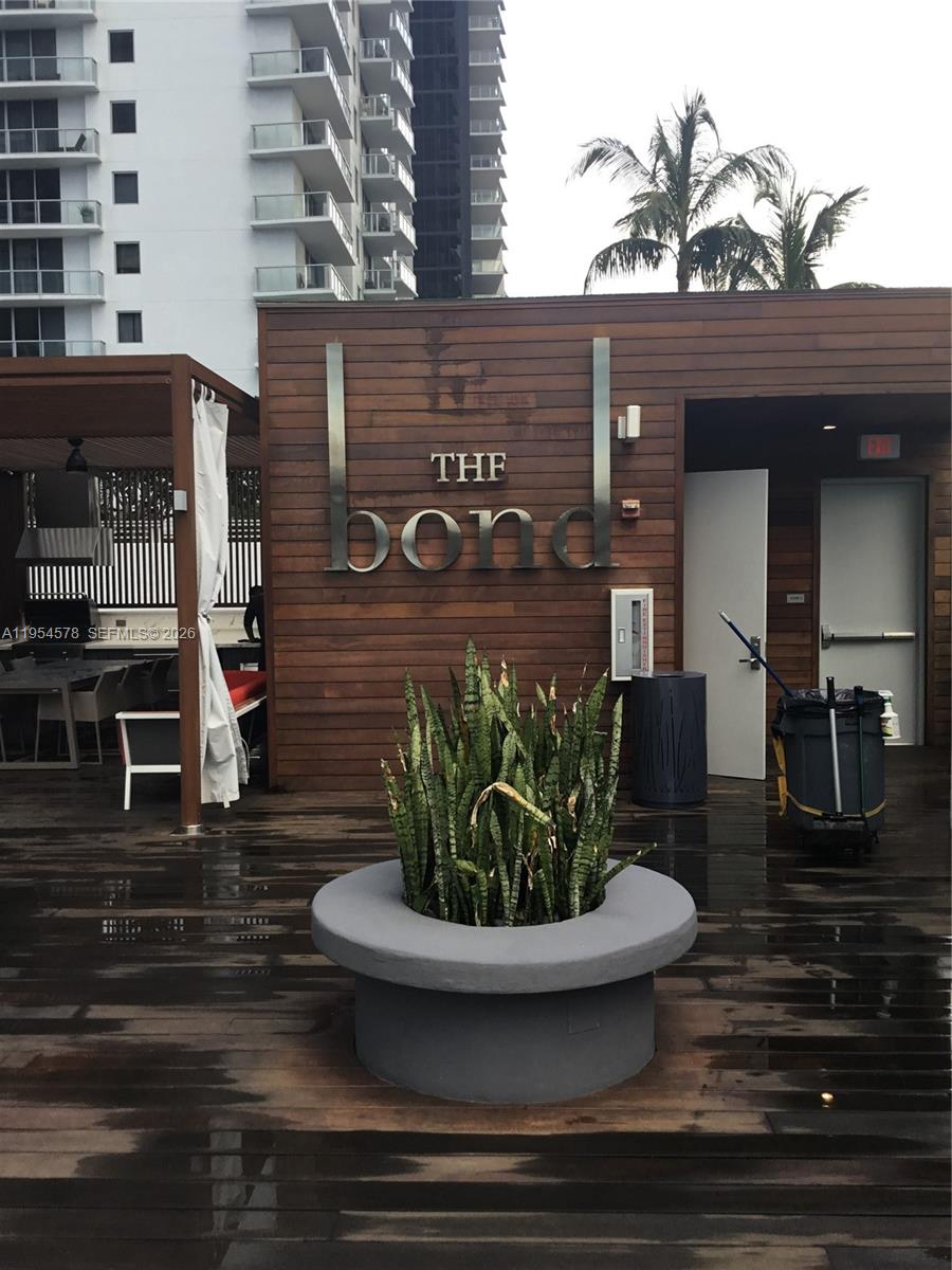 image The Bond on Brickell40