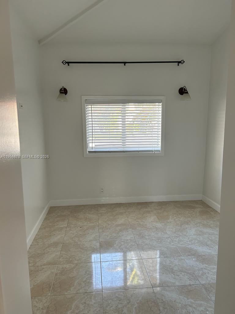 9208 Byron Ave Surfside, FL 33154