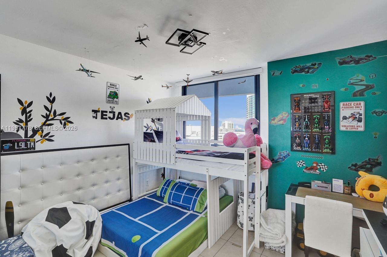 image The Waverly at South Beach2