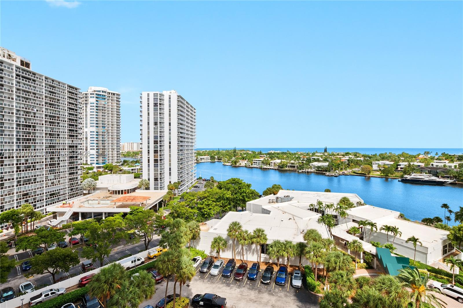 image Hamptons West1