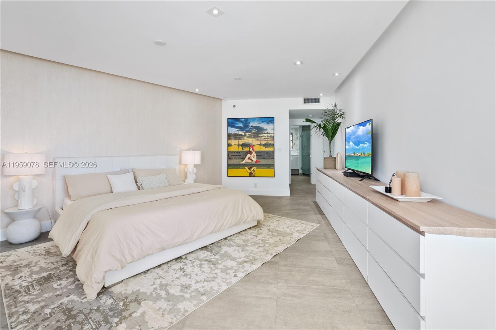 image Hamptons West24