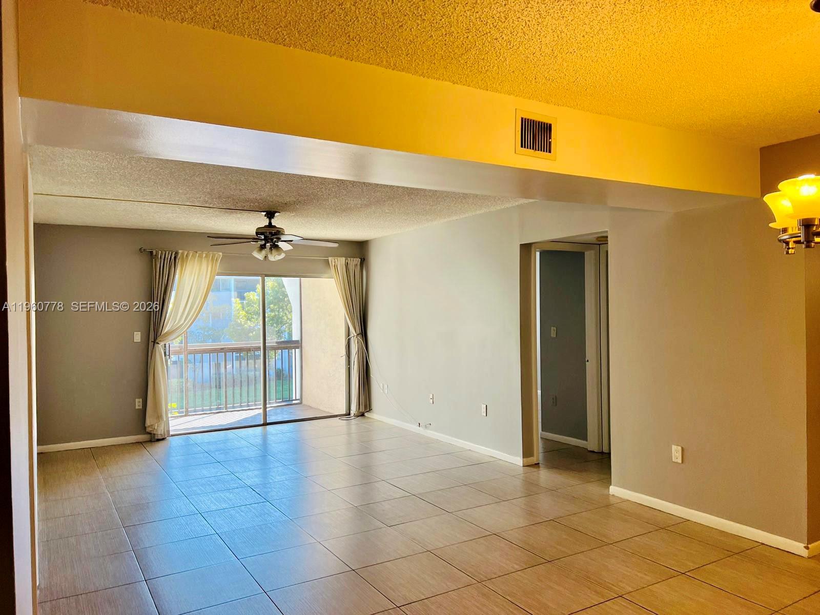 721 N Pine Is Rd #302 Plantation, FL 33324