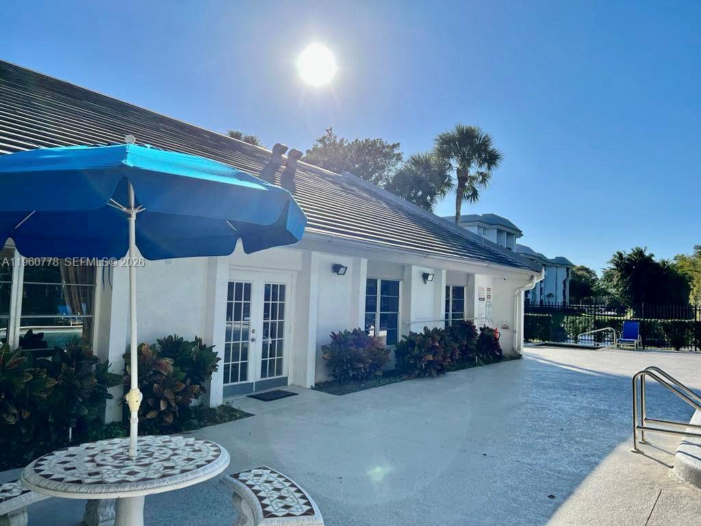 721 N Pine Is Rd #302 Plantation, FL 33324