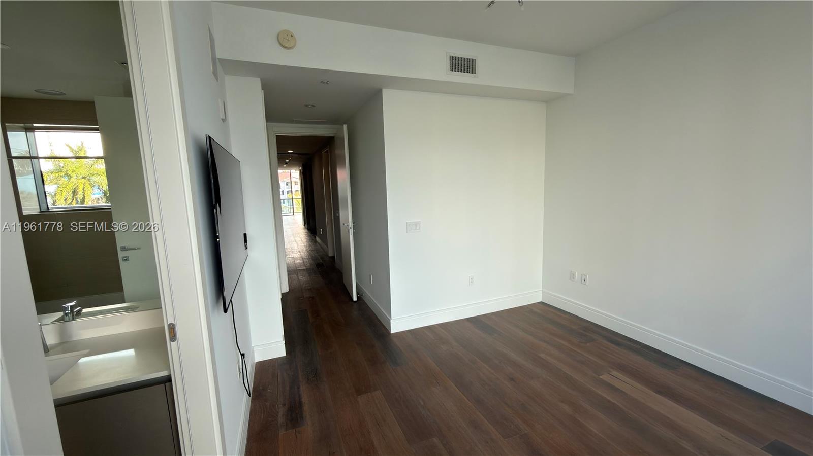 image Echo Aventura16