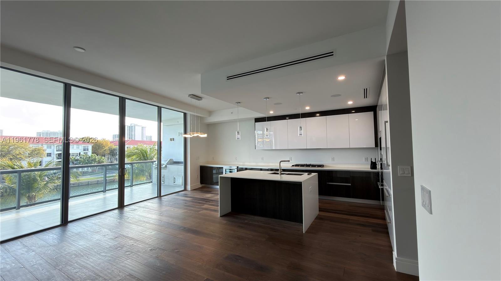 image Echo Aventura7