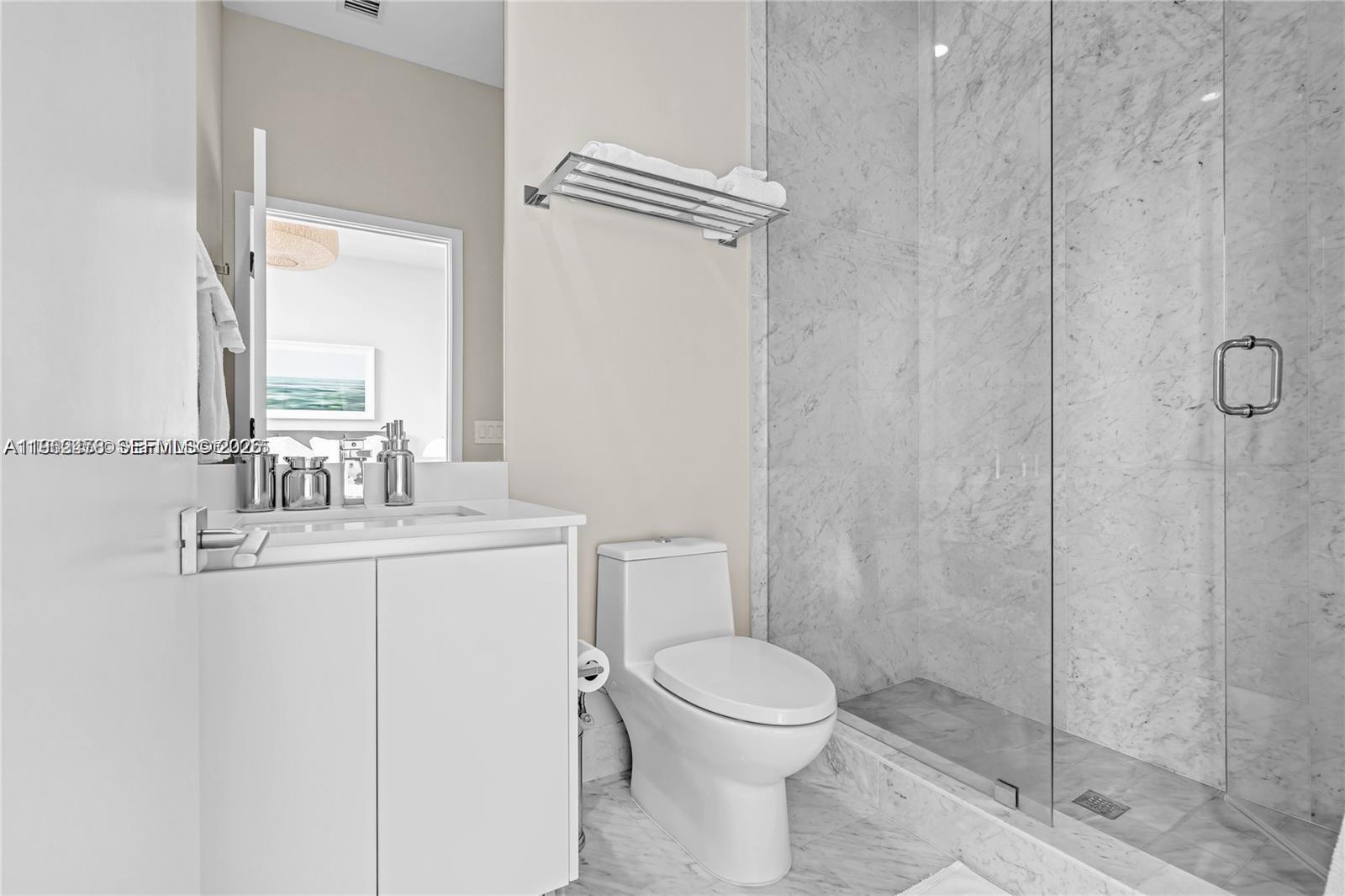 650 NE 32nd St #BH6 Miami, FL 33137